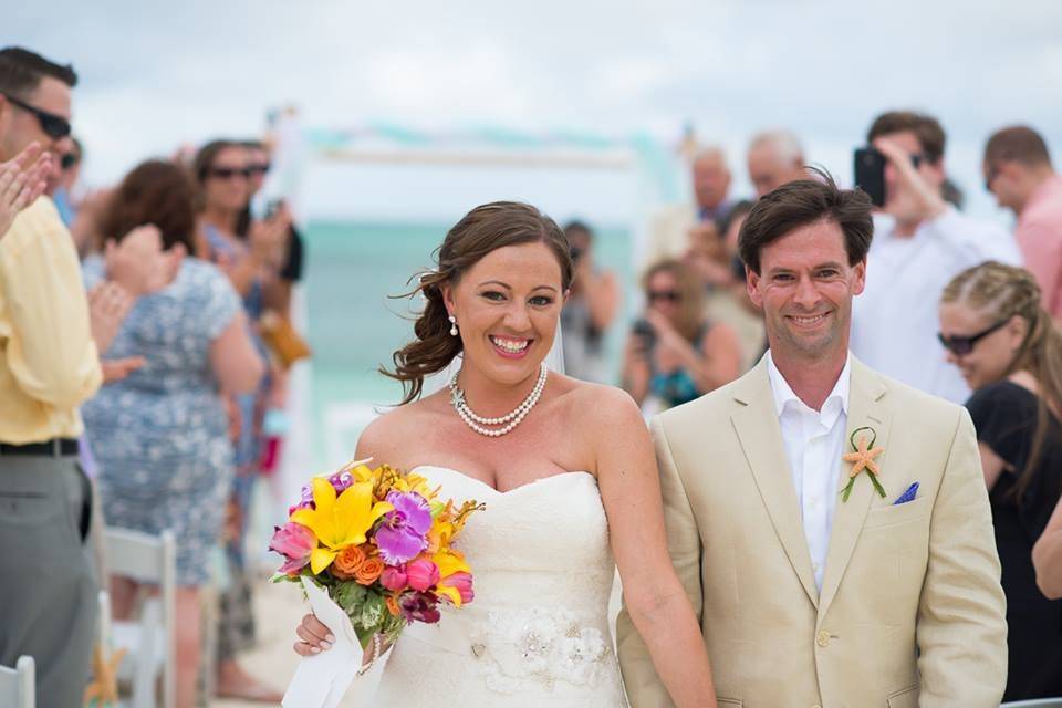 Chic Bahamas Weddings