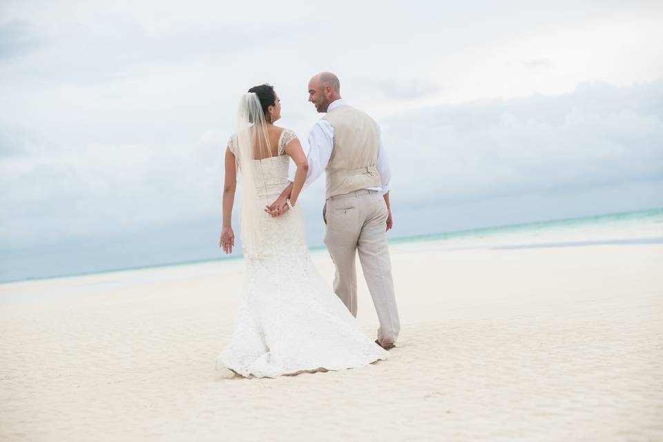 Chic Bahamas Weddings