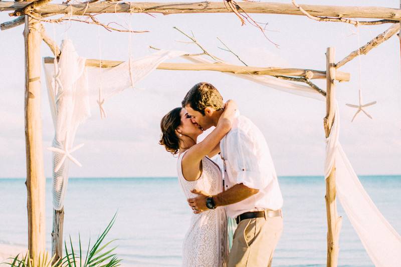 Chic Bahamas Weddings