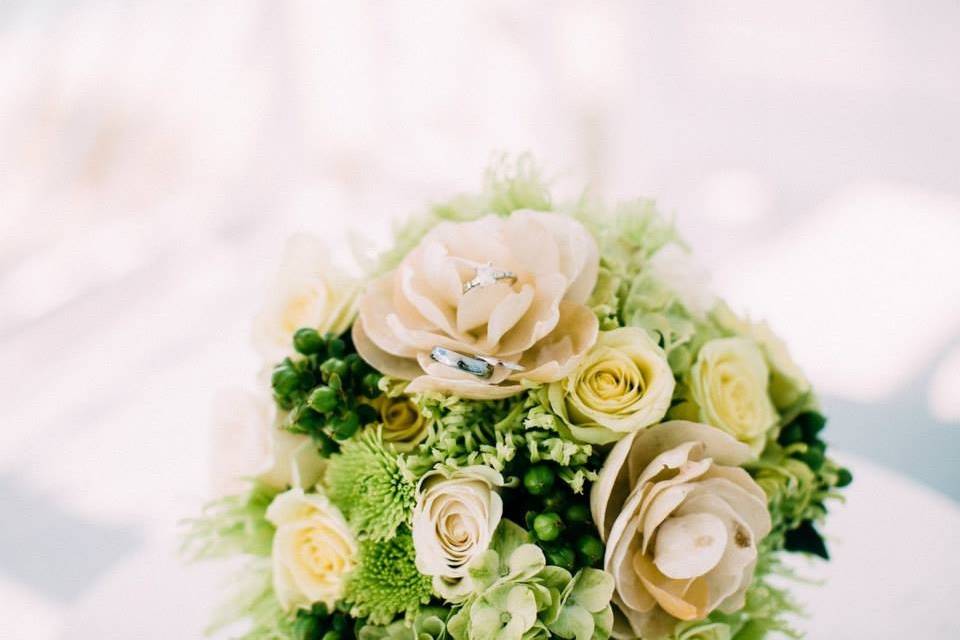 White and green bouquet