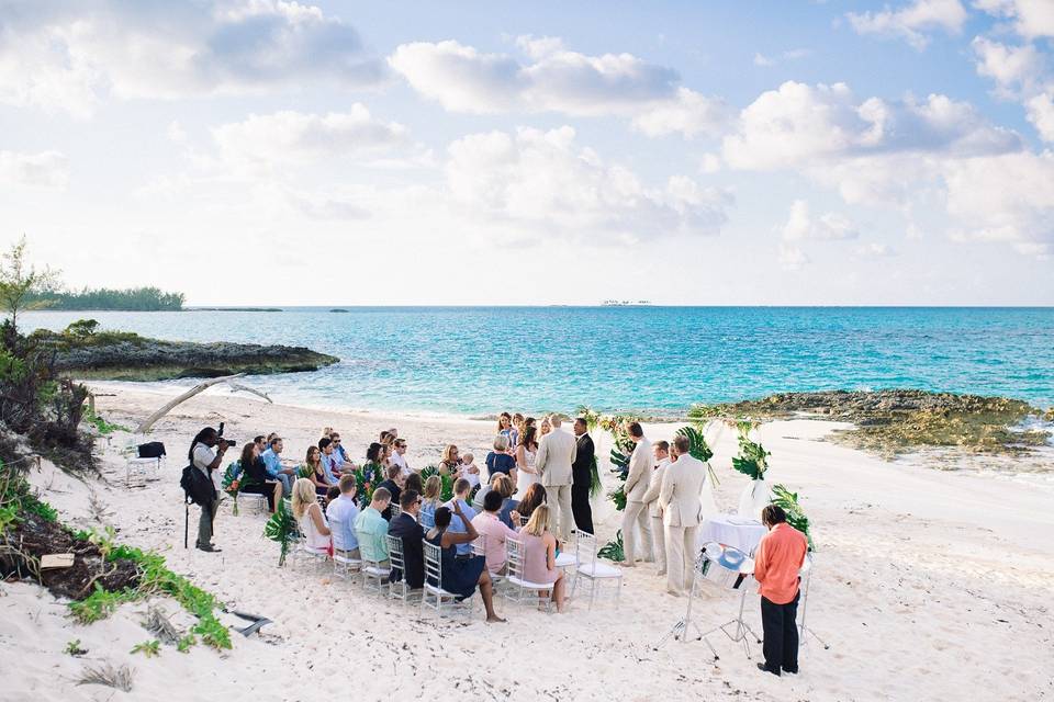 Chic Bahamas Weddings