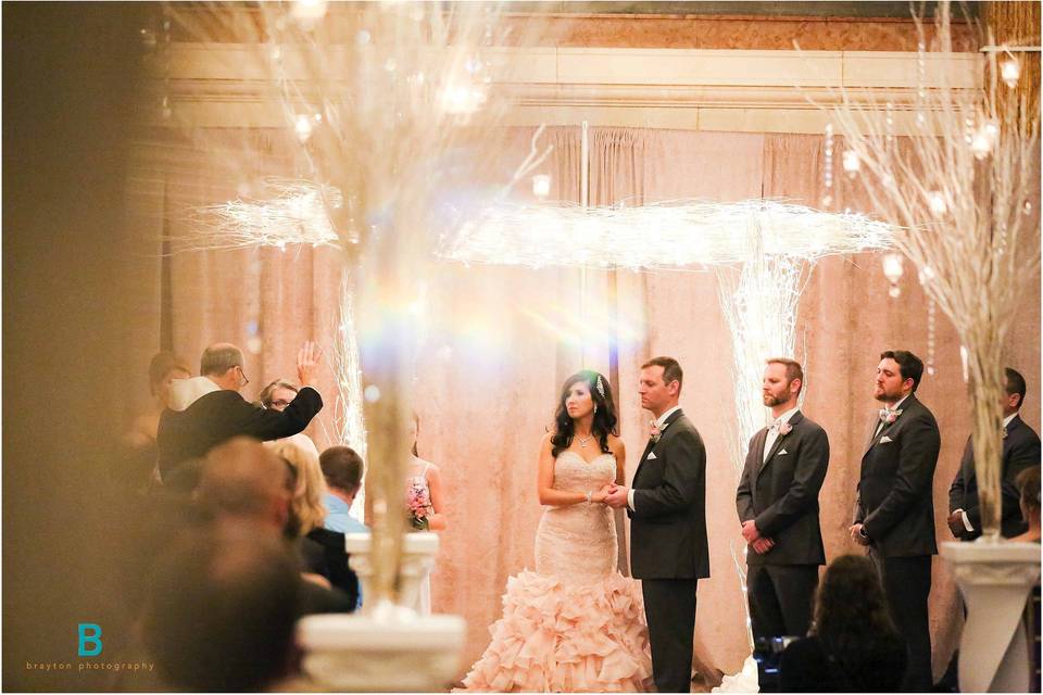 Elegant pink ceremony