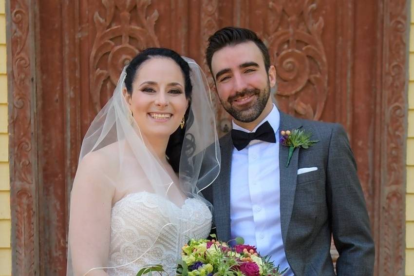 Hudson River bride and groom