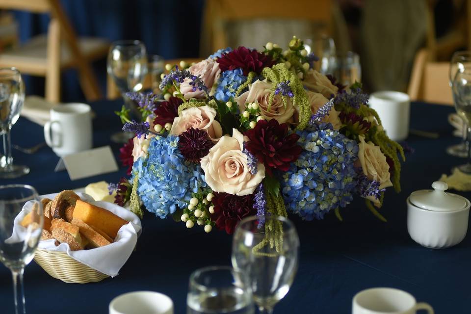 Tent wedding centerpiece