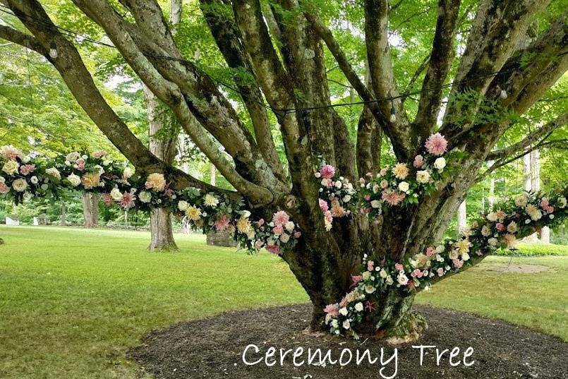 Floral ceremony tree