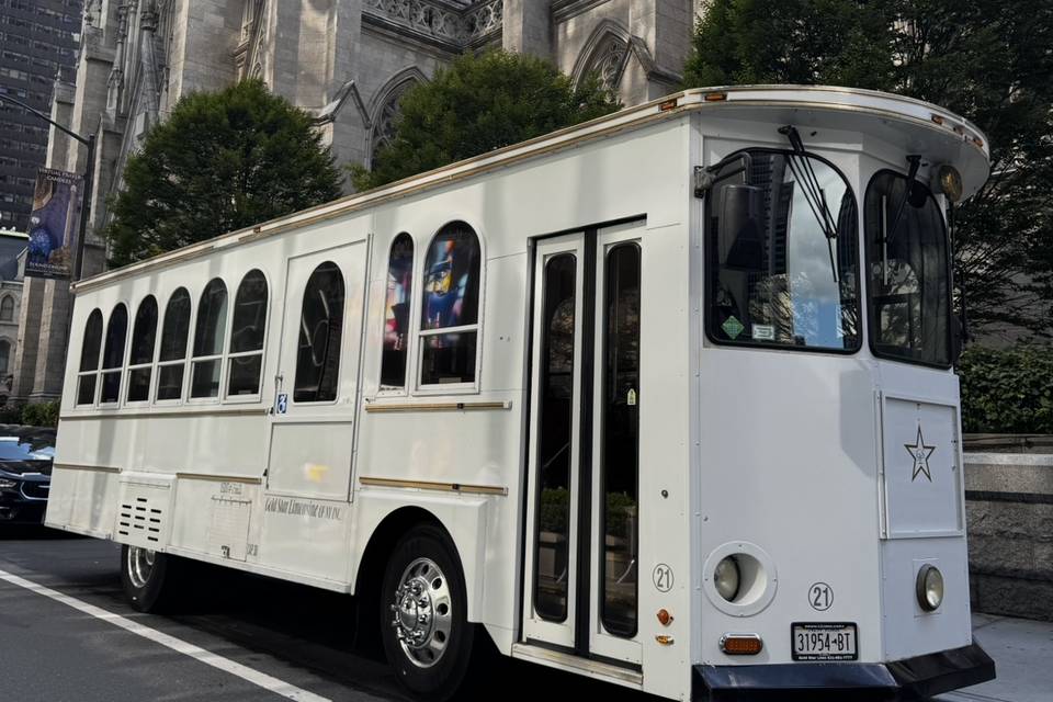 Trolley Wedding