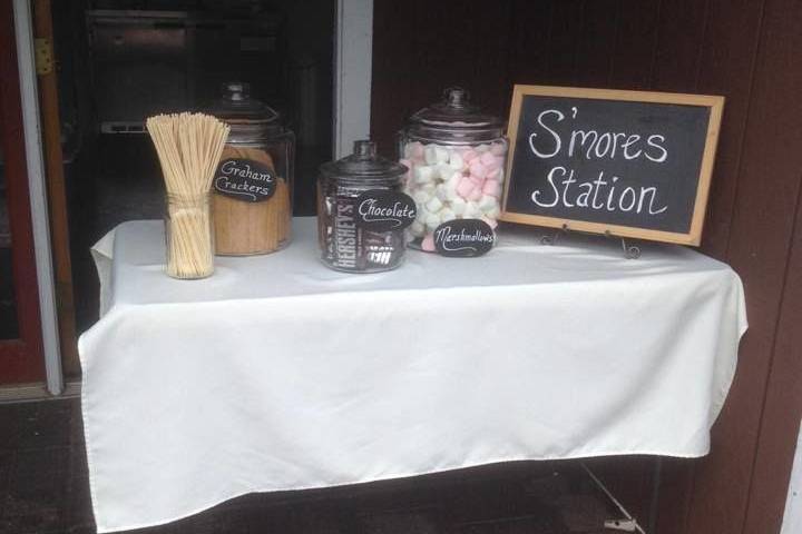 S'mores station