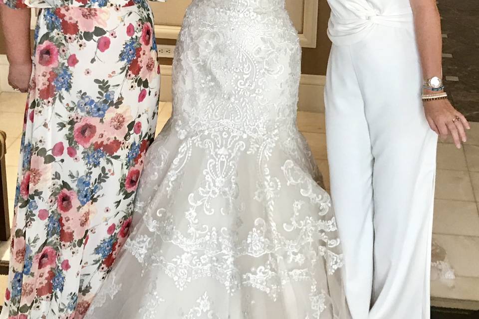 Bridal party beauty
