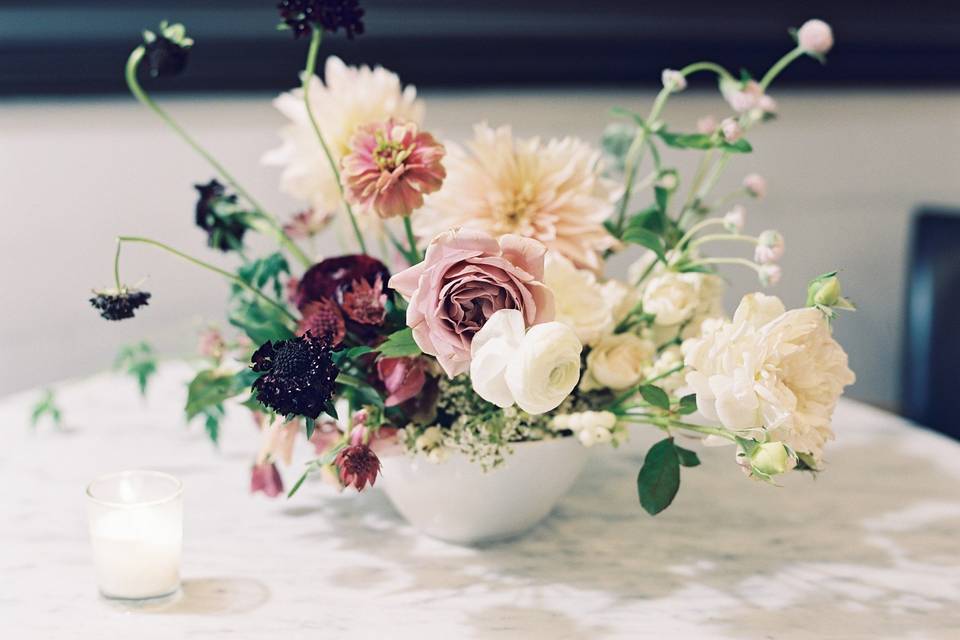 Mauve summer centerpiece