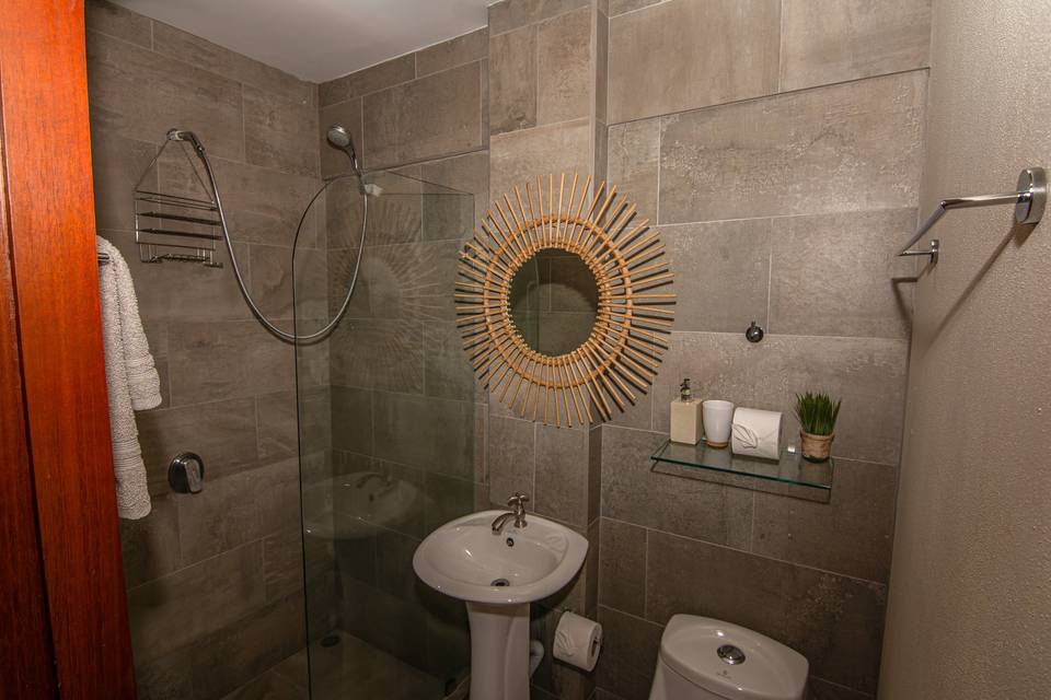 Casa Rio Mar Grande Bathroom