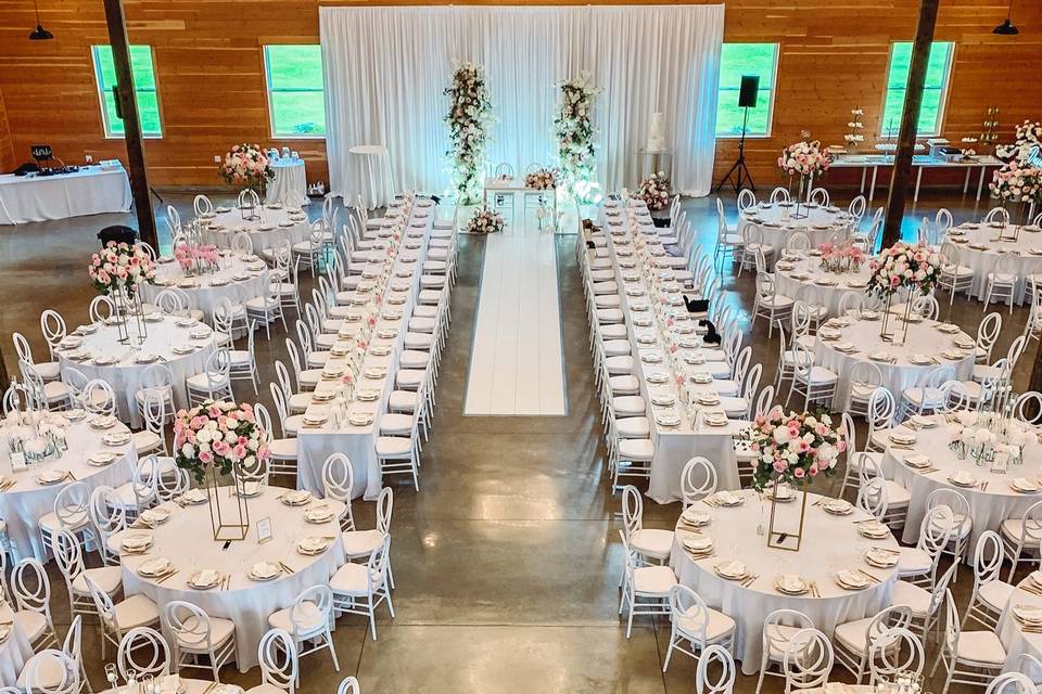 Reception with Aisle Runner