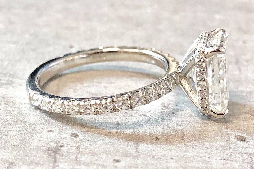 Radiant engagement ring