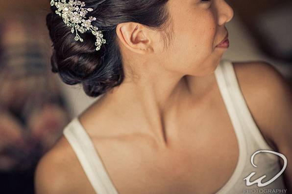 Swarovski crystals and rhinestones make this a sparkling wedding day hair comb.  Ends of the vines are flexible and can be bent to the curve of your hairstyle.