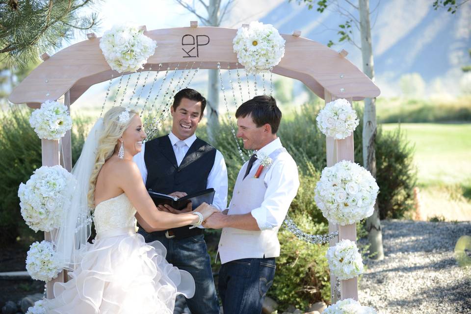 Snow day wedding by the lake