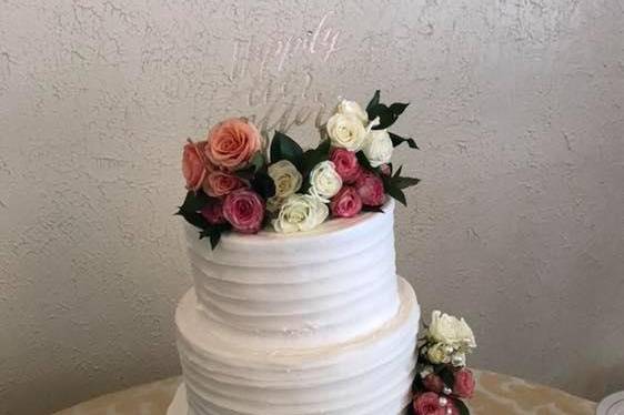 5 tier rustic with flowers