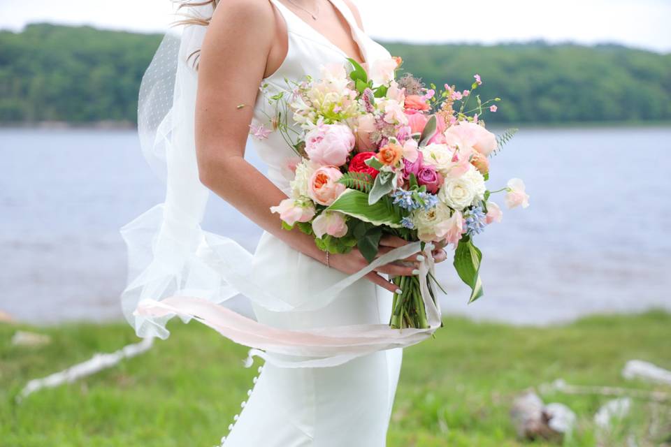 Graceful bridal bouquet