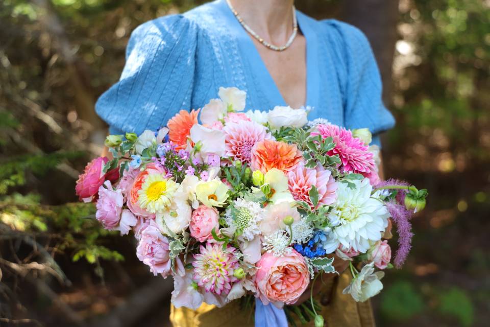 Stunning soft bridal bouquet