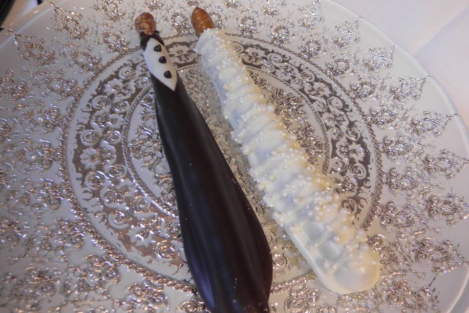 Wedding themed pretzel sticks