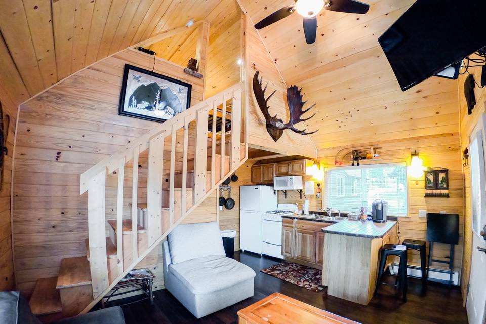 Cabins kitchen/living room