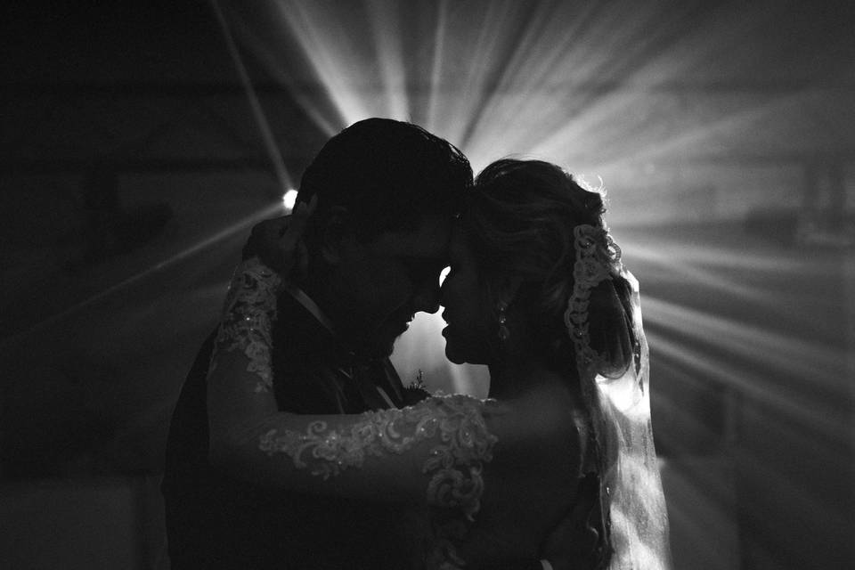 Couple with back light