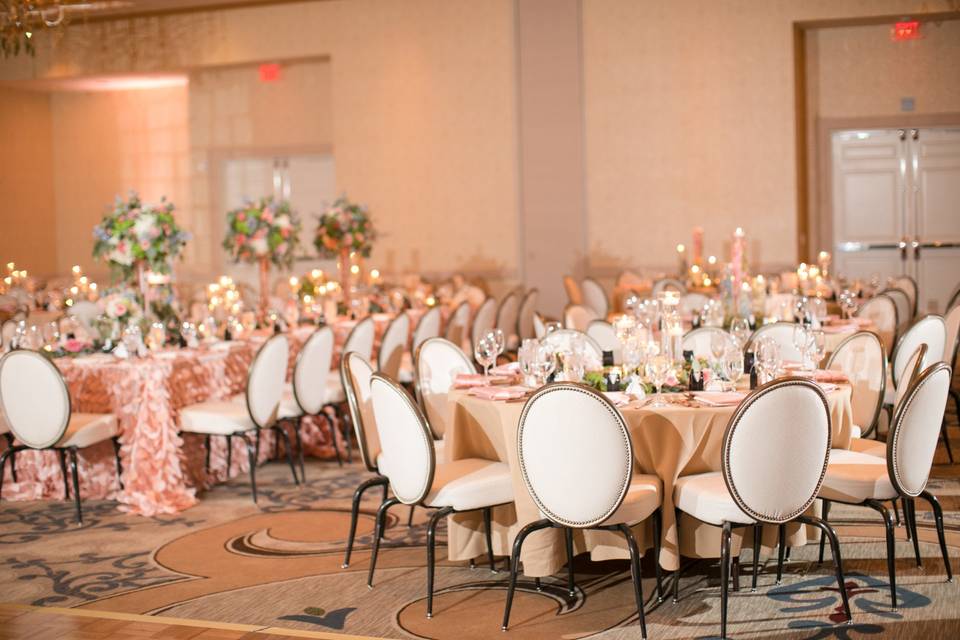 Pink Reception at Eilan Hotel