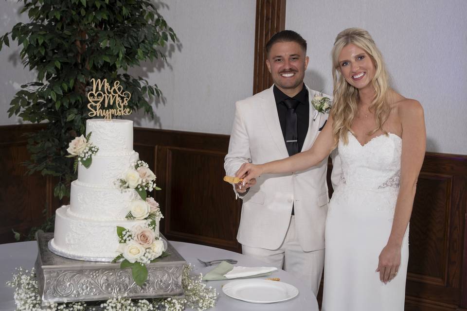Cake cutting