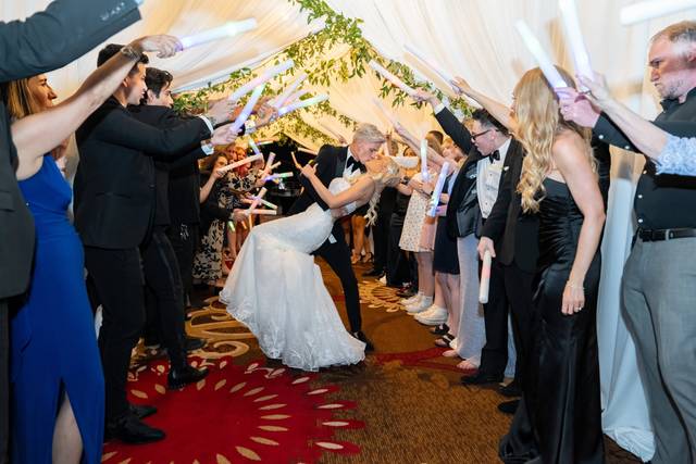 Bellazzo Draped Tunnel