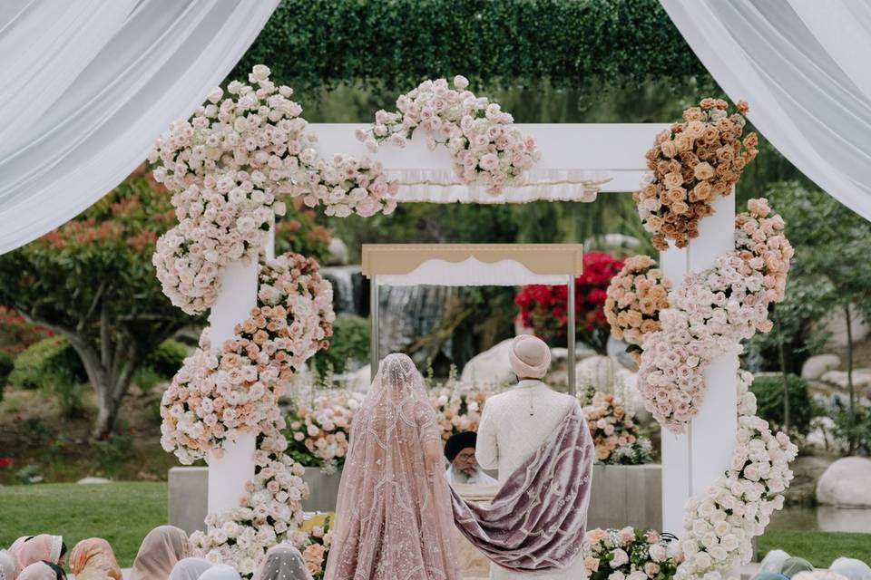 Sikh Wedding Mandap - Altar