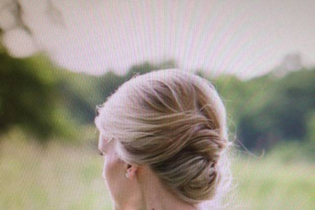 Hair updo