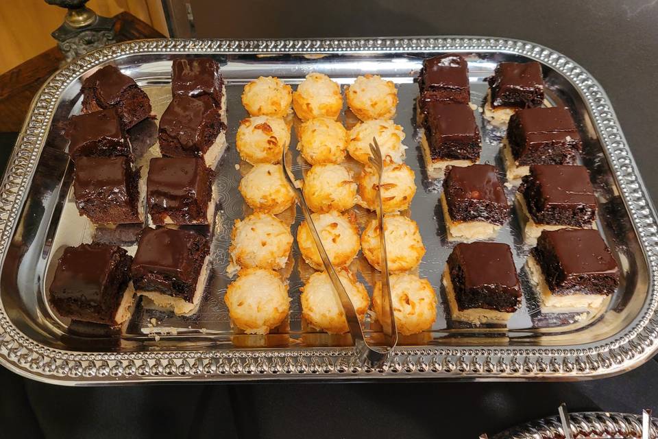 Brownie Bars and Macaroon bite