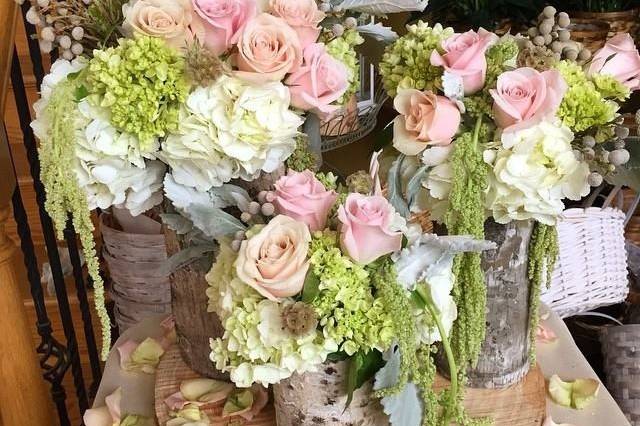 Pink and white theme flowers