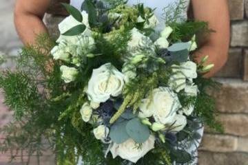 Cascading bouquets