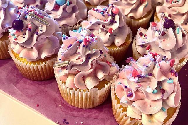 Purple Ombre Sprinkle Cake – I Like To Bake