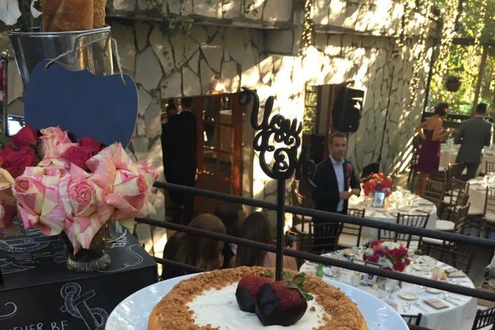 Wedding Table Cheesecake