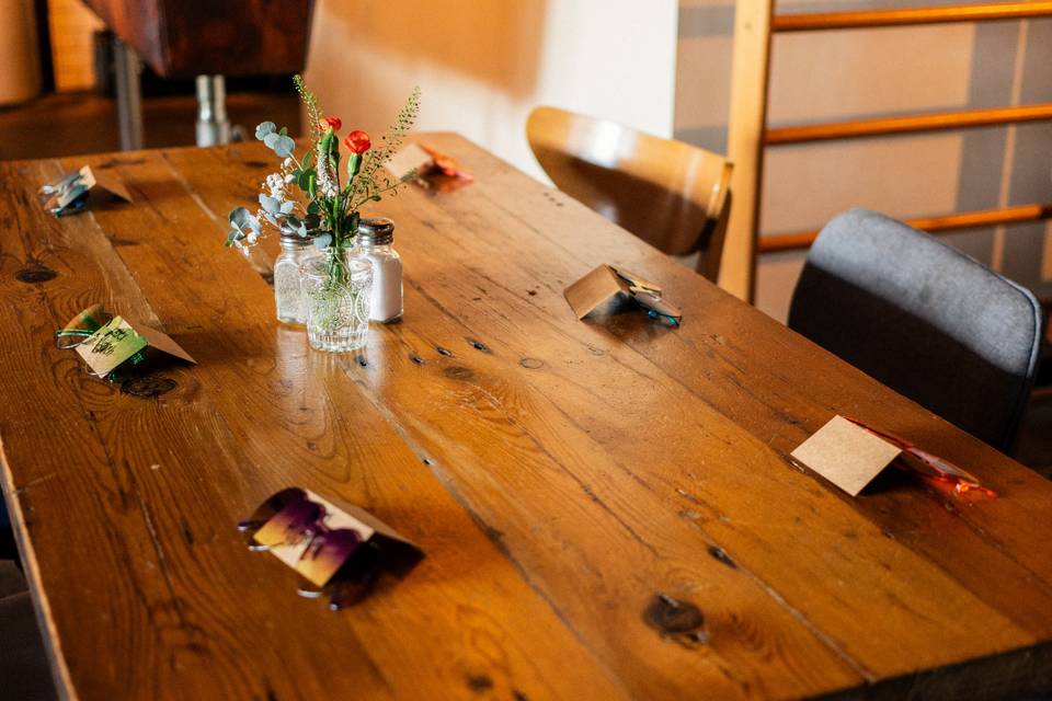 Table setting