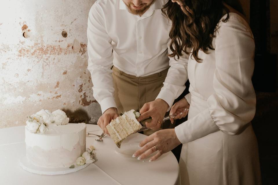 Cutting the cake