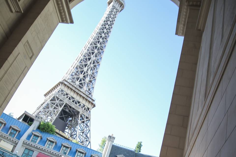 Las Vegas Strip Wedding Photo