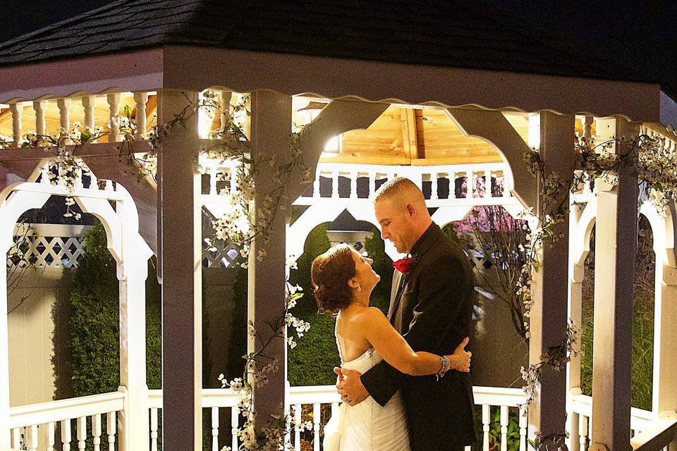 Couple in Gazebo