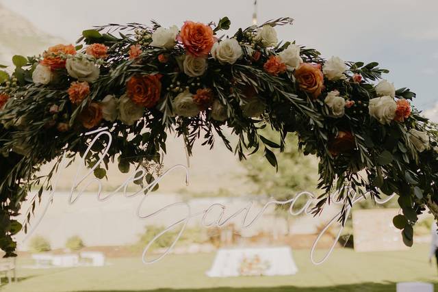 Details by Laura Lee