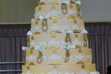 9-Tier Cake