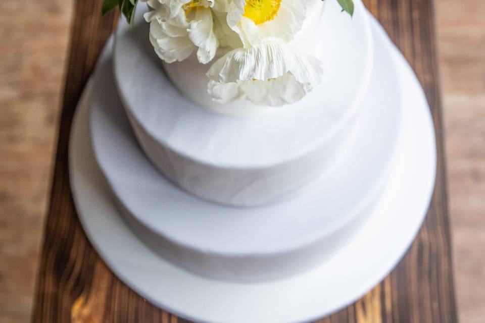 Round, marble fondant 3 tiers