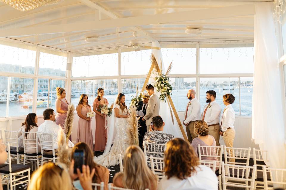 Stunning venue on a yacht