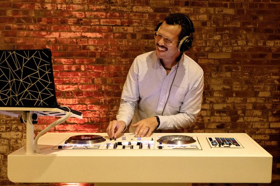 I love DJing weddings :)