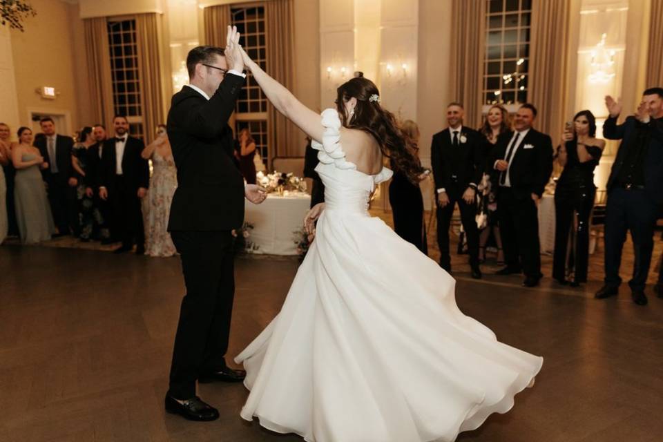 Uplighting first dance