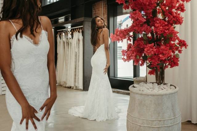 Grace  Crepe Fit & Flare Wedding Dress – Grace Loves Lace US