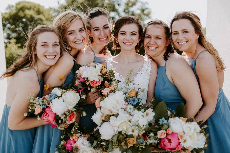 Emily Kaye Floral bridesmaids
