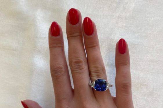 Sapphire ring