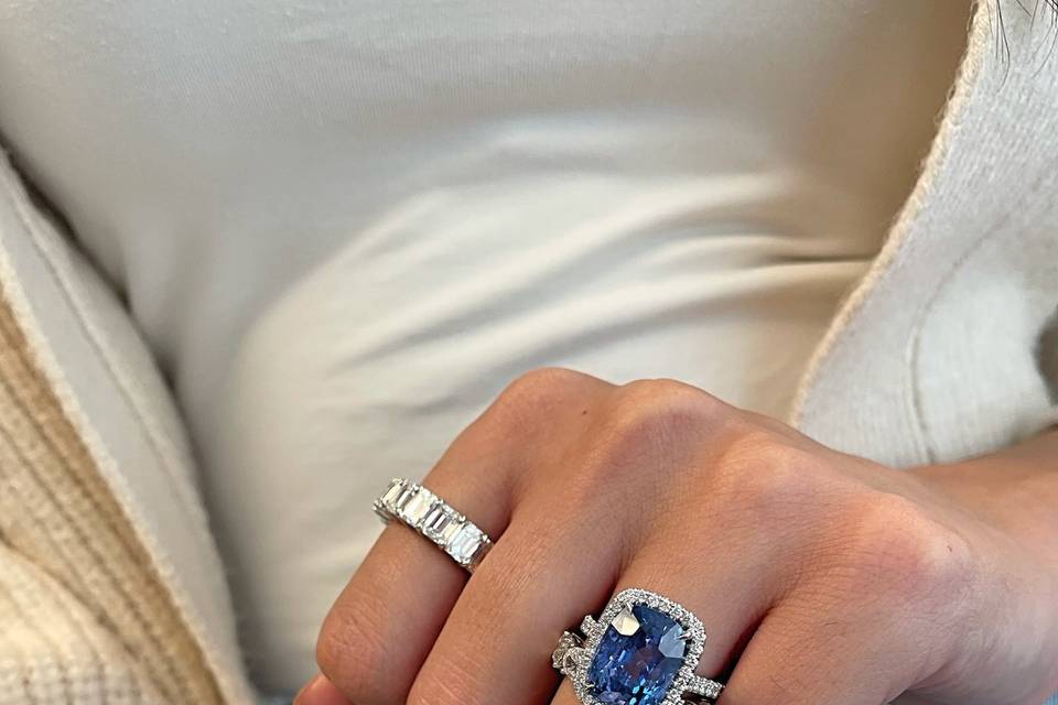 Sapphire and diamond ring