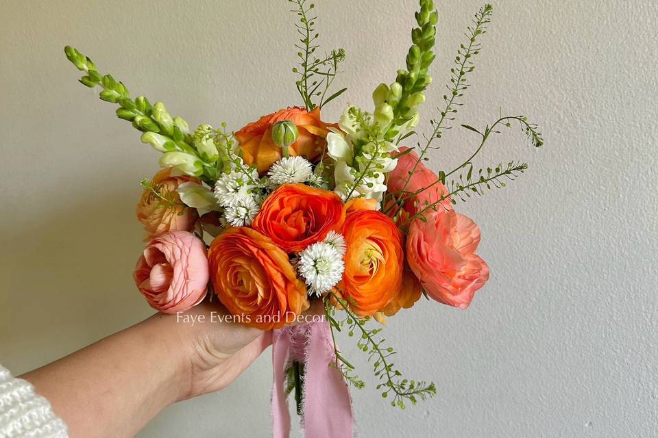 Bridesmaid’s bouquet