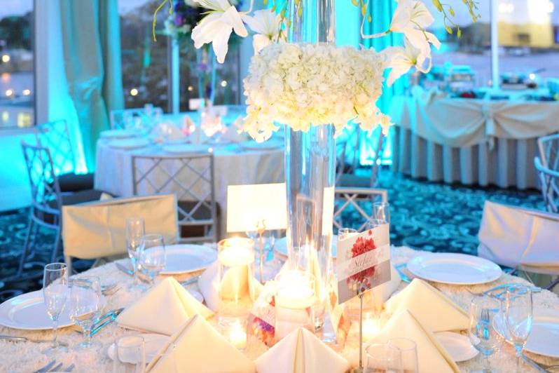 Table setting and raised centerpiece